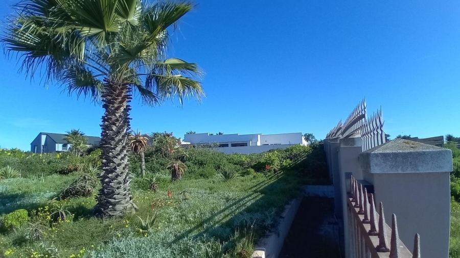 5 Bedroom Property for Sale in Bluewater Bay Western Cape